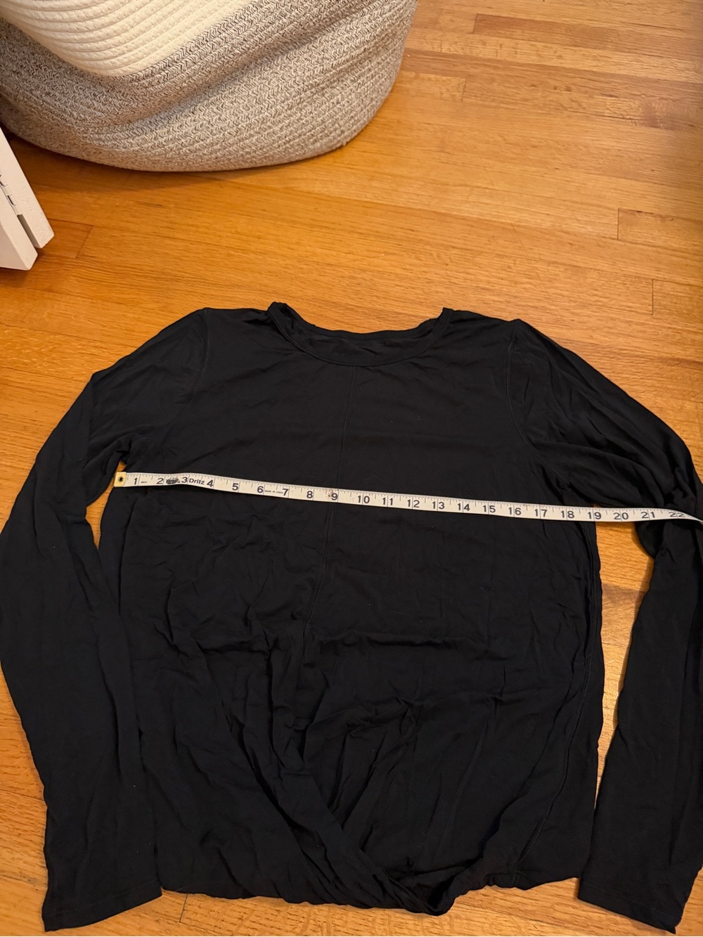 lululemon athletica Black Long-Sleeve Crew Top